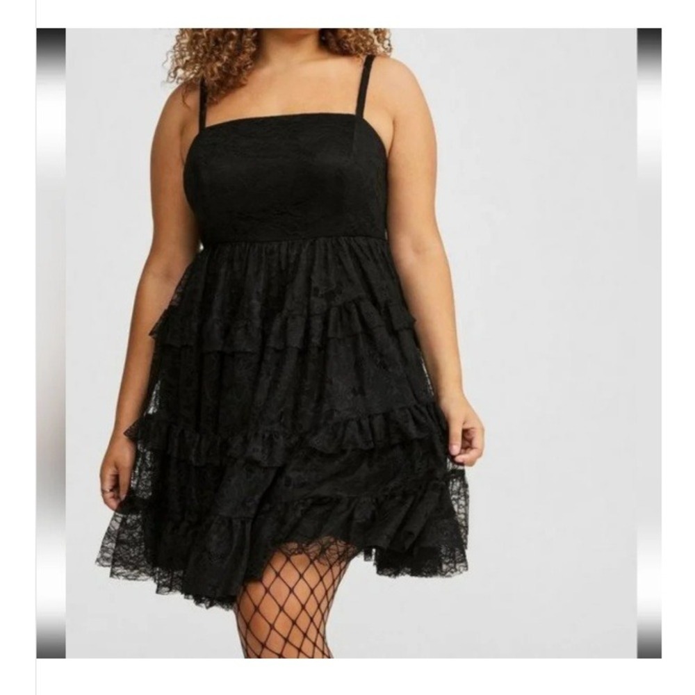 Torrid Babydoll  Lace Mini Dress Women 2X Black Tiered Ruffle Goth Whimsigoth